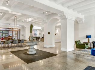 7301 N. Sheridan, Chicago, IL 60626