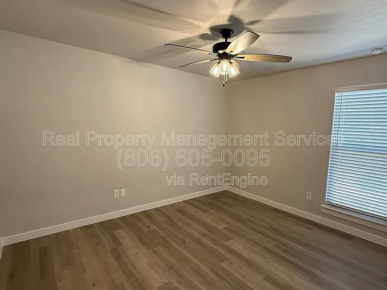 2915 Tractor Ave — Photo 9
