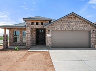 917 E 35th St, Wolfforth, TX 79382