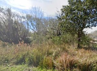 607 East St, Hastings, FL 32145