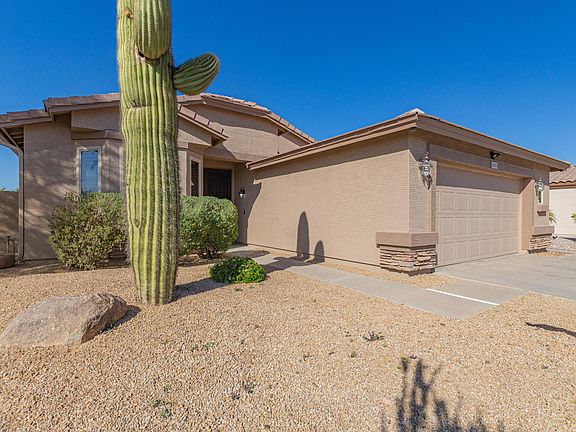 3rd image of 2034 E Indian Wells Dr