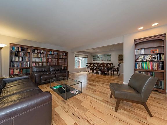 4th image of 2383 S Belvoir Blvd