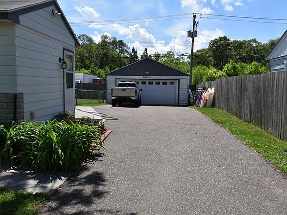 4th image of 6611 52nd Ave N