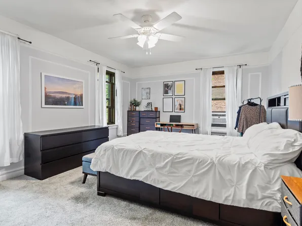 76-66 Austin Street image 5 of 14