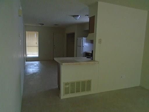 2nd image of 702 Hawn Cir