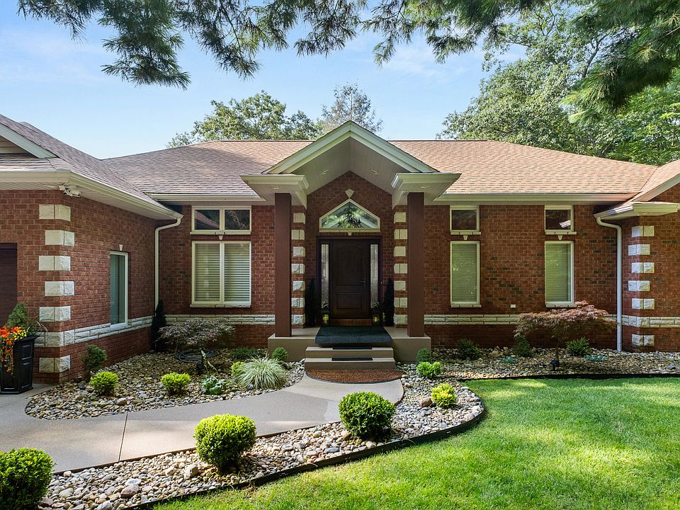 1st image of 6065 Scenic Woods Cir N