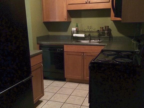 4th image of 2023 Baxter Ave