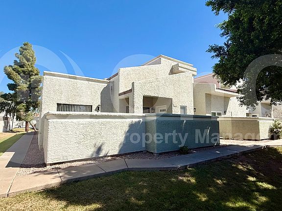 3rd image of 850 S River Dr Unit 1084