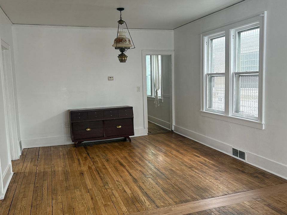 1st image of 3317 Cody St #1