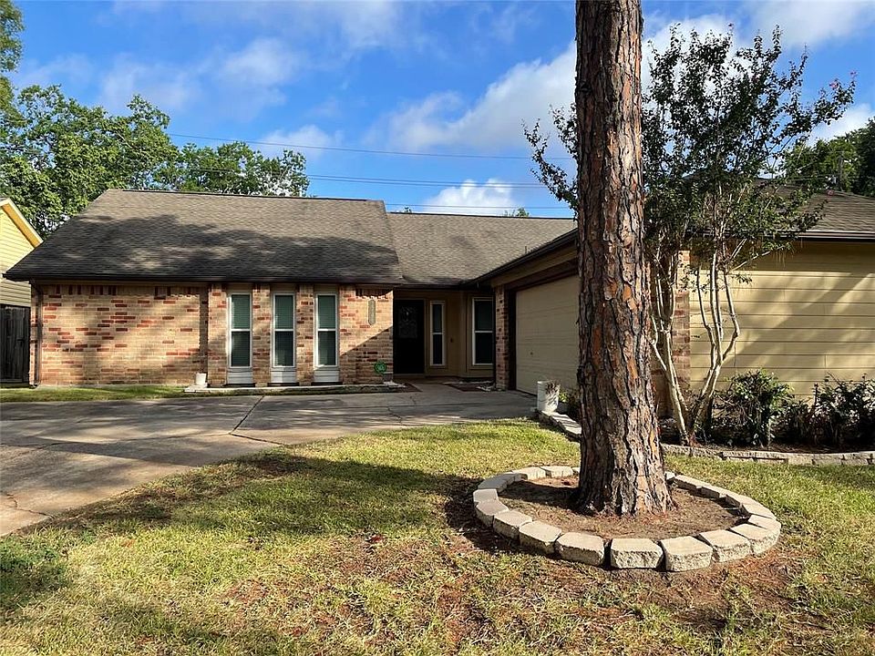 1st image of 2746 Colony Dr