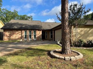 2746 Colony Dr, Sugar Land, TX 77479