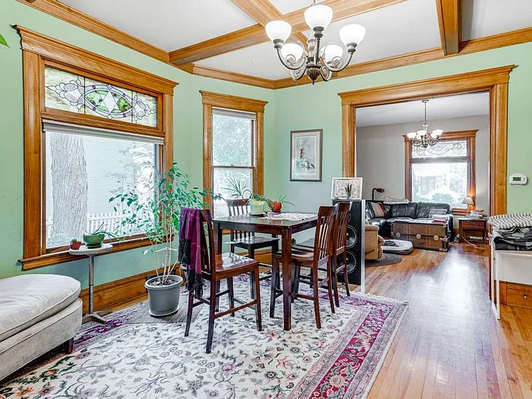 1507 Washington St NE #1 — Photo 4