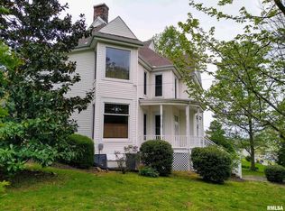 801 W Vine St, Vienna, IL 62995