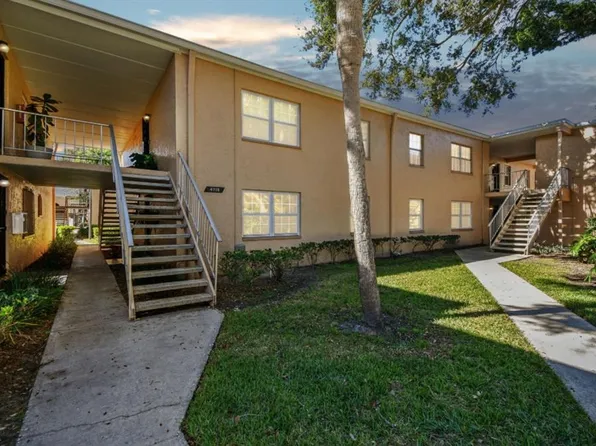 4718 CHRISTA COURT #313, TAMPA, FL 33614