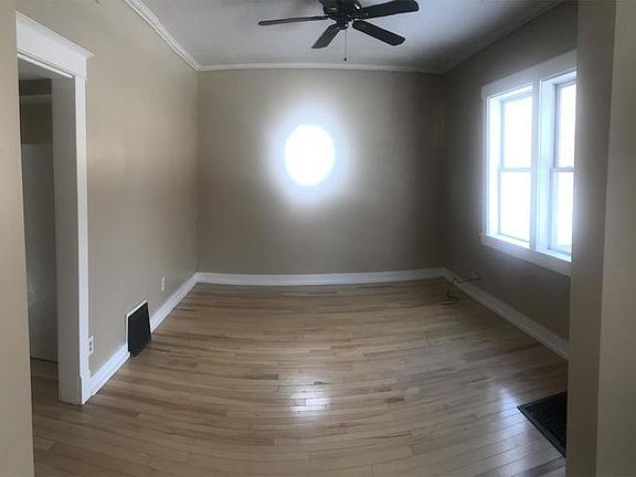 5th image of 1415 E Richwoods Blvd