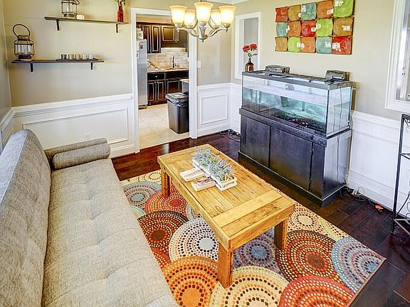 4th image of 3452 Essex Pl