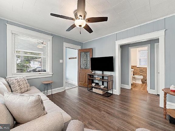 5th image of 58 Pressey St
