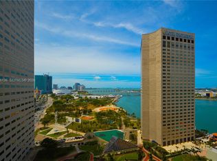 325 Biscayne Blvd #2320, Miami, FL 33130