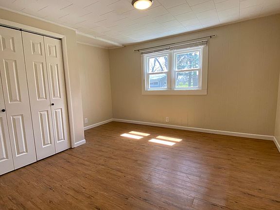 5th image of 706 Crain St