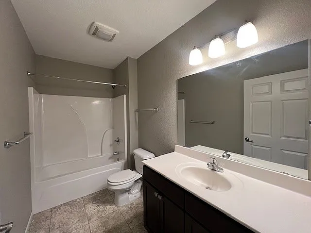 3950 Fairway Hills Dr #105 — Photo 13