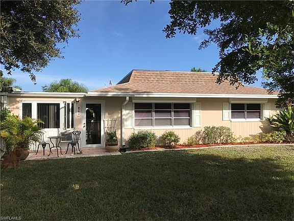 2nd image of 861 Pangola Dr