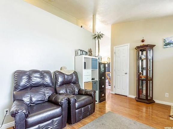 5th image of 7894 W Thoreau Dr