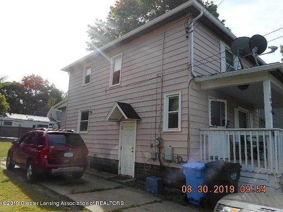 3rd image of 1006 N Pennsylvania Ave