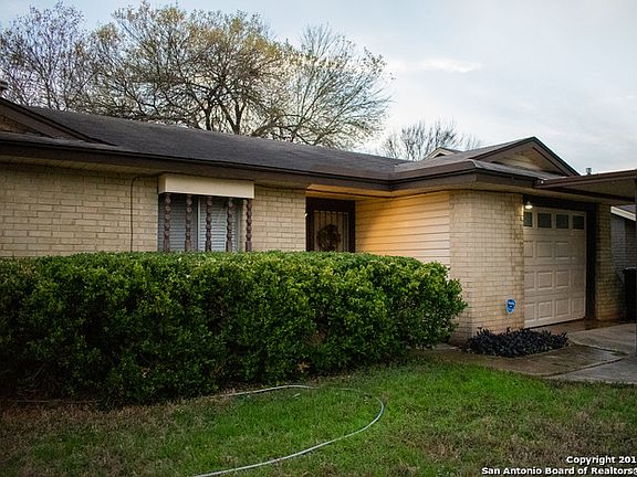 2nd image of 538 Kernan Dr