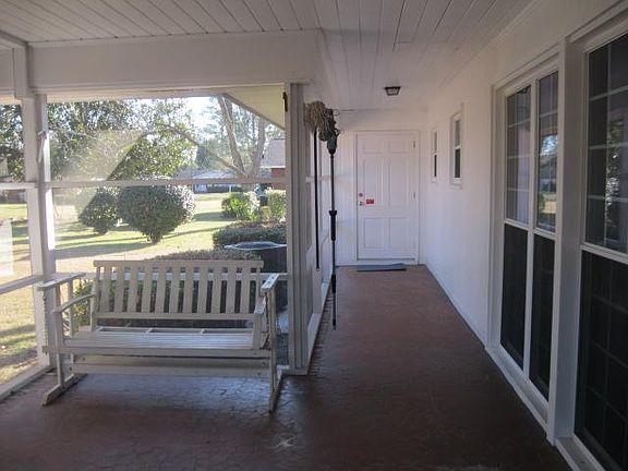 2nd image of 304 E Barnard St