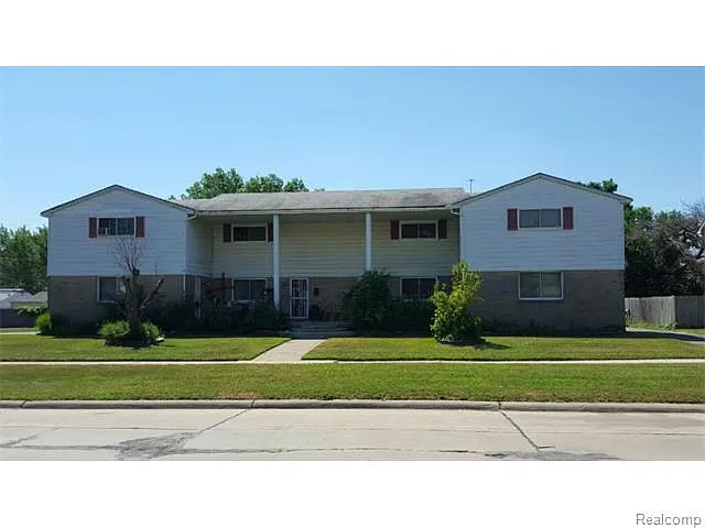 1226 E Lincoln Ave #1 photo 1