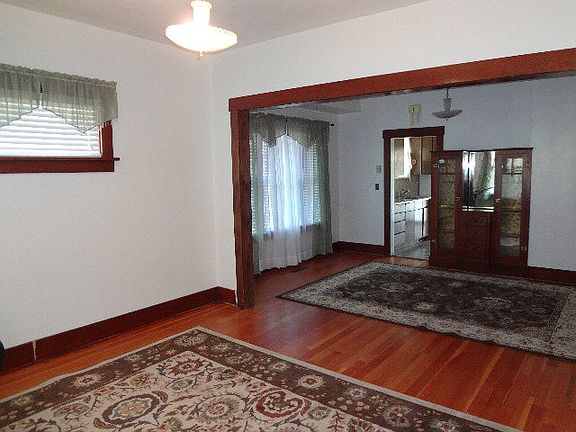 2nd image of 474 11th St