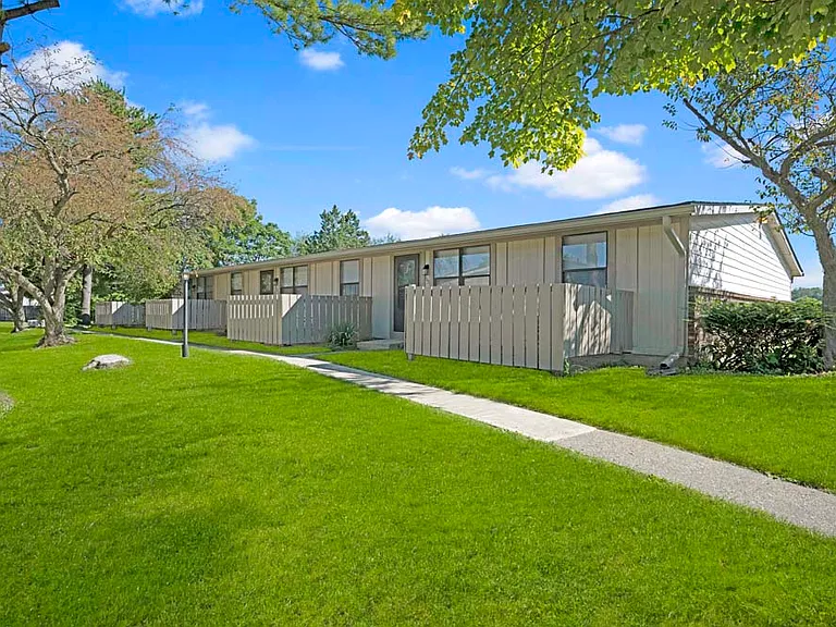 Apple Ridge — Photo 30
