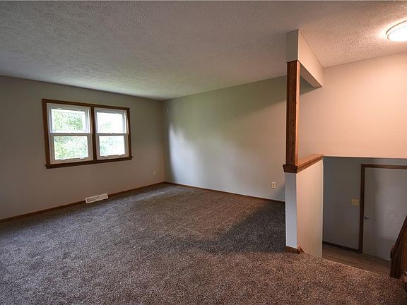 5th image of 501 Dorchester Dr