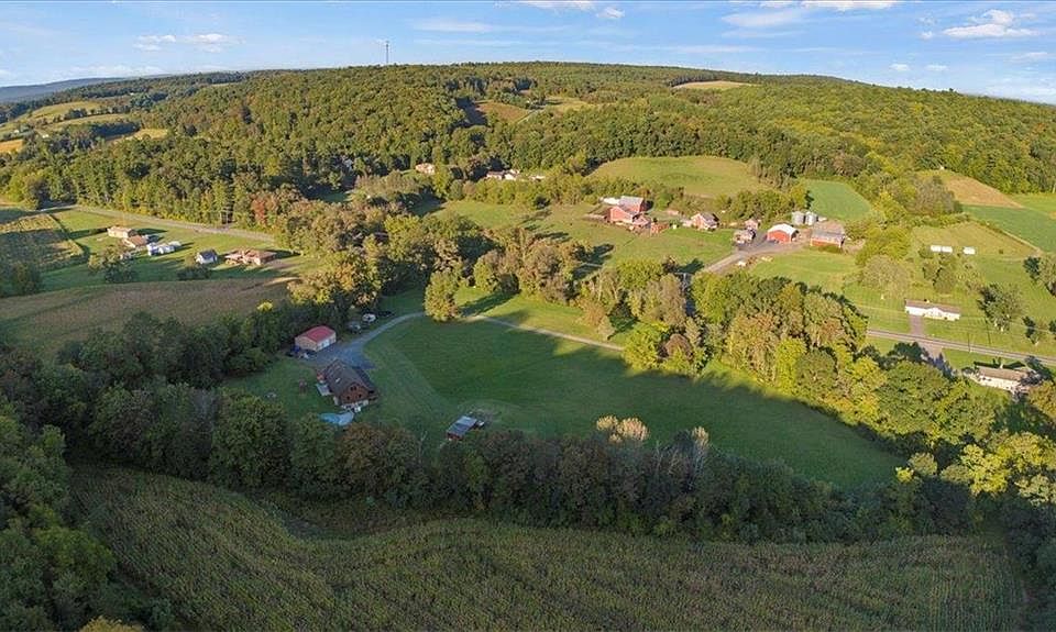 541 Silver Spring Blvd, Kunkletown, PA 18058 Zillow