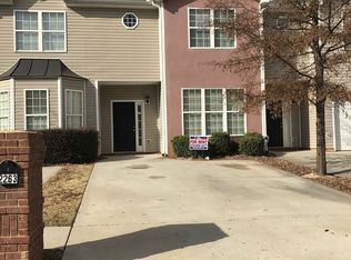 2263 Nicole Dr, Hampton, GA 30228