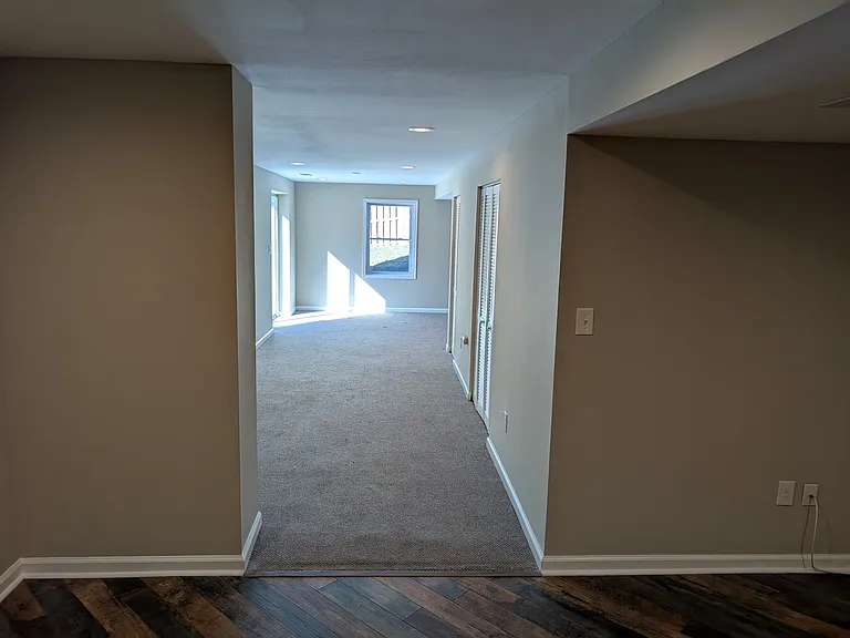 16004 Kings Mountain Rd — Photo 2