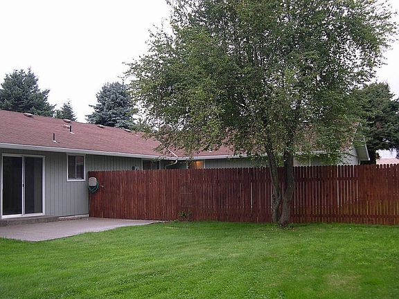 2nd image of 14307 NE 16th St
