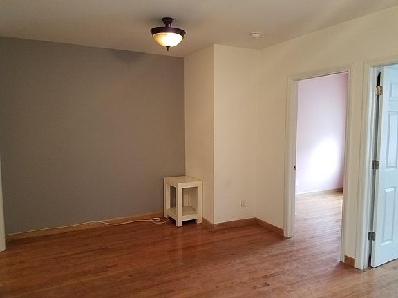 2nd image of 2326 28th Ave #2