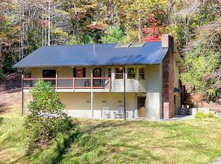 44 Whitewater Ln, Hayesville, NC 28904