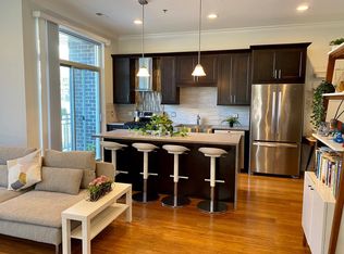 1245 W Madison St #213, Chicago, IL 60607