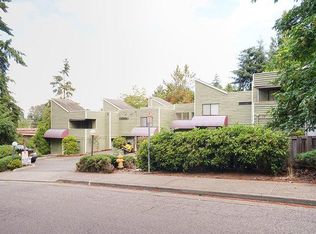 10280 SE 6th St APT 3, Bellevue, WA 98004
