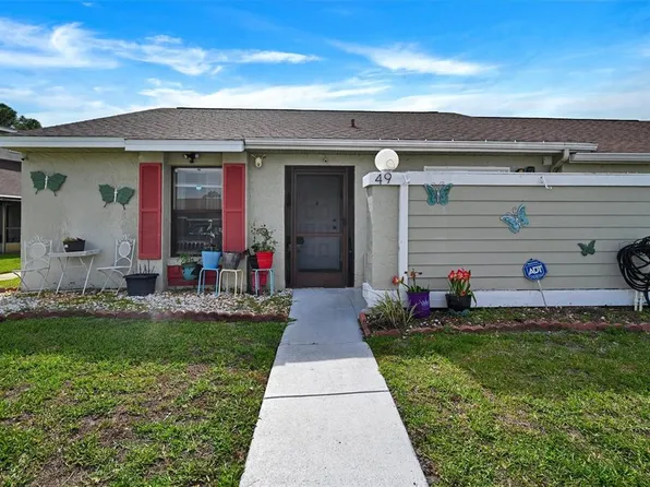 49 Pine Island Cir, Kissimmee, FL 34743