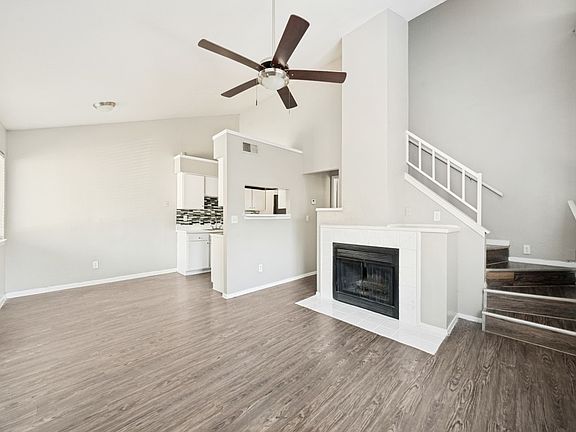 3rd image of 1122 Millview Dr #2101