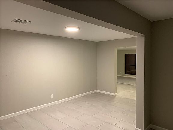 4th image of 310 E Rogers St #1