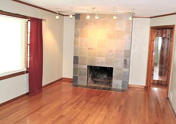 2nd image of 5636 Lamar Ave