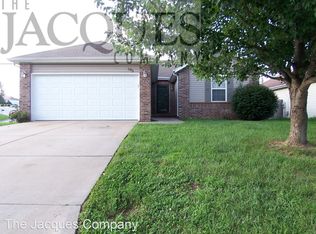 409 Black Oak Rd, Nixa, MO 65714