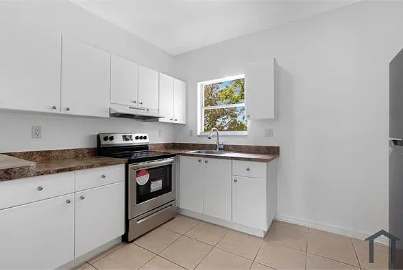33 E 20th St #205 — Photo 7