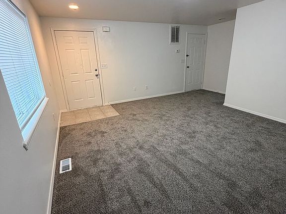 2nd image of 1705 W Bemis St