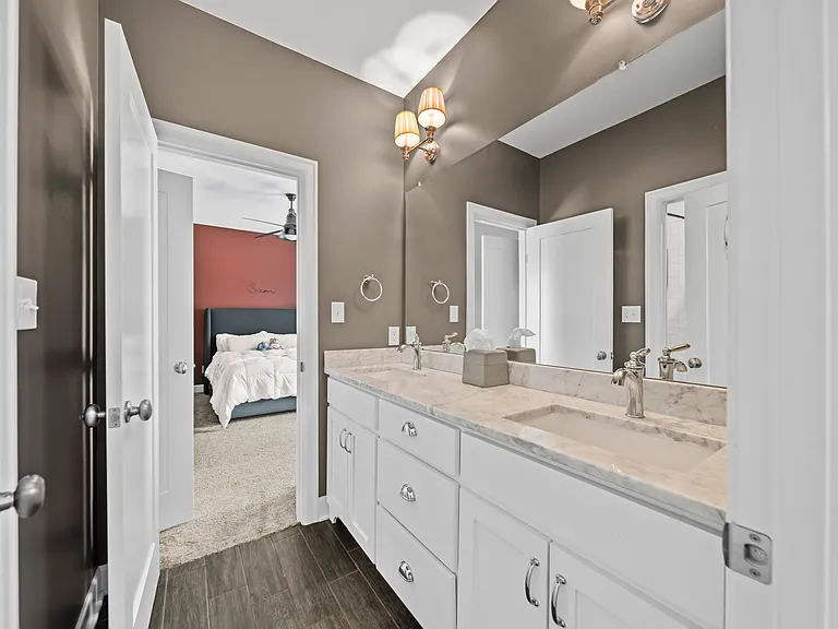 10420 Pagoda Way — Photo 16