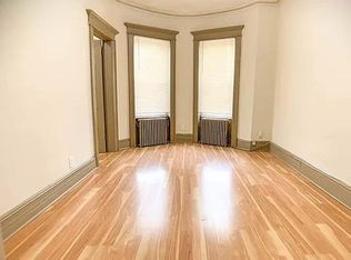 2041 Himrod St #2, Ridgewood, NY 11385